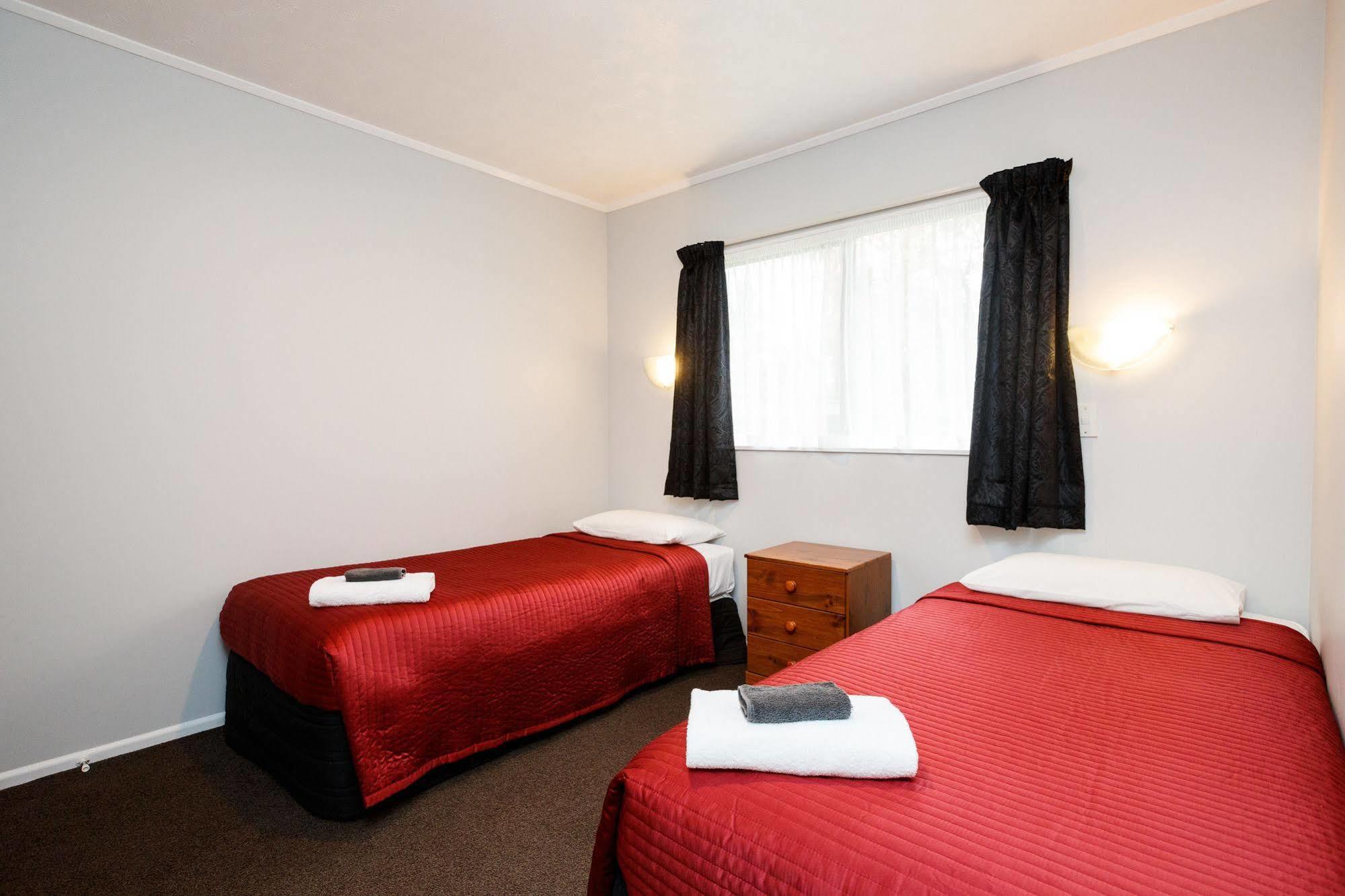 Avenue Motel Палмерстон-Норт Экстерьер фото